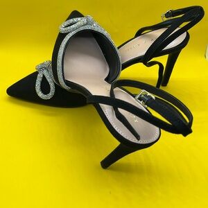 Kelly & Katie Sz 10 suede black 3 in heels New in box. Excellent condition